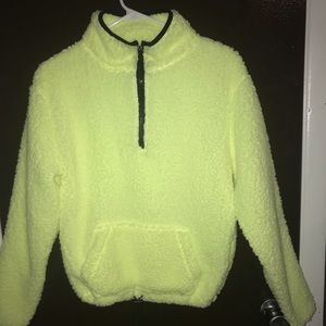 🌻Fuzzy half zip jacket